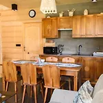 Chalet Na Brzyzku Z Jacuzzi I Widokiem Na Gory