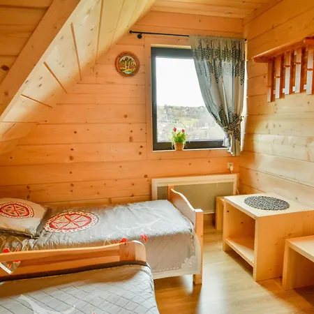 Na Brzyzku Z Jacuzzi I Widokiem Na Gory