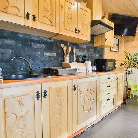 Na Brzyzku Z Jacuzzi I Widokiem Na Góry Chalé