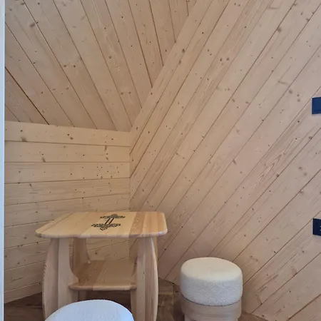 Na Brzyzku Z Jacuzzi I Widokiem Na Góry Chalé *